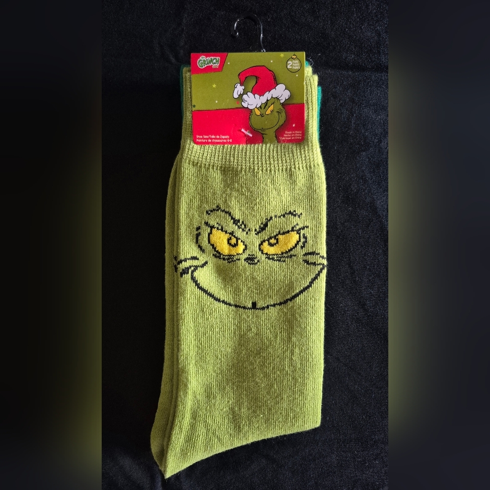 Dr. Seuss The Grinch UNISEX Crew socks 2 PACK - 2 DIFFERENT PAIRS IN 1 PACKAGE!